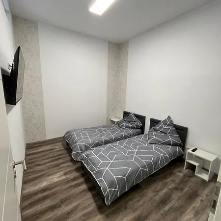 Sam Lu/oppau Apartment *
